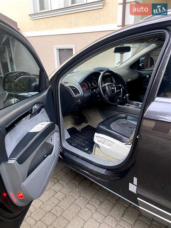 Позашляховик / Кросовер Audi Q7 2007 в Житомирі фото 9 Позашляховик / Кросовер Audi Q7 2007 в Житомирі