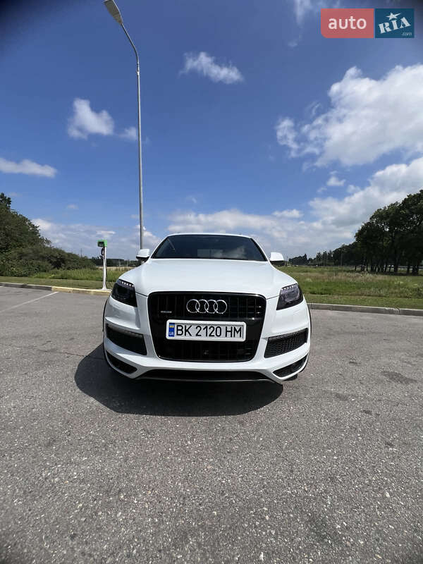 Audi Q7 2013