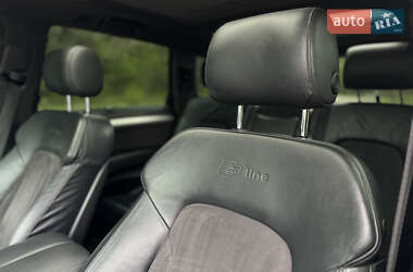 Внедорожник / Кроссовер Audi Q7 2010 в 