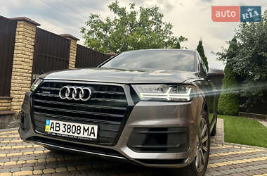 Позашляховик / Кросовер Audi Q7 2017 в Вінниці