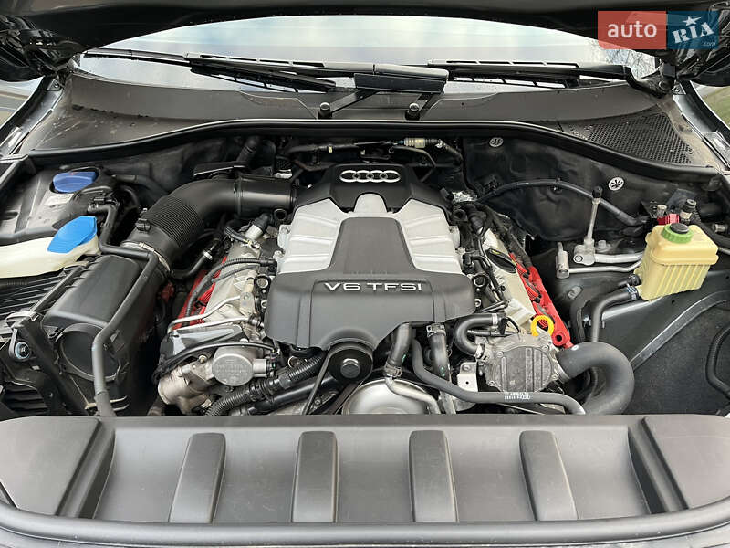 Внедорожник / Кроссовер Audi Q7 2014 в Кривом Роге