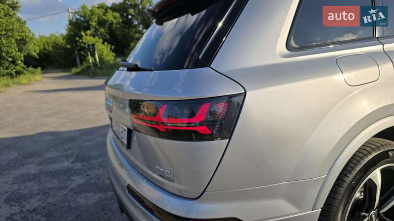 Позашляховик / Кросовер Audi Q7 2018 в Кропивницькому
