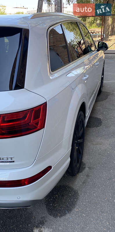 Позашляховик / Кросовер Audi Q7 2016 в Дніпрі фото 9 Позашляховик / Кросовер Audi Q7 2016 в Дніпрі