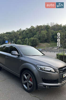 Внедорожник / Кроссовер Audi Q7 2006 в 