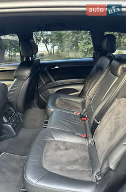 Внедорожник / Кроссовер Audi Q7 2006 в 