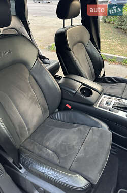 Внедорожник / Кроссовер Audi Q7 2006 в 