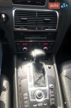 Внедорожник / Кроссовер Audi Q7 2014 в 