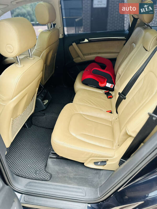 Внедорожник / Кроссовер Audi Q7 2011 в Умани