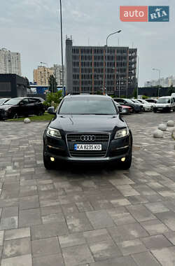 Внедорожник / Кроссовер Audi Q7 2008 в 