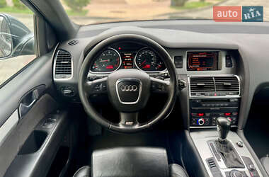 Внедорожник / Кроссовер Audi Q7 2008 в 