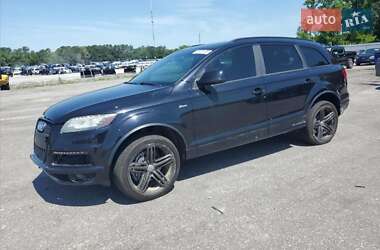 Внедорожник / Кроссовер Audi Q7 2015 в 