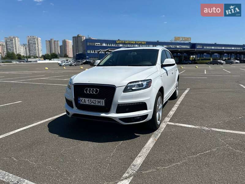 Внедорожник / Кроссовер Audi Q7 2013 в Киеве