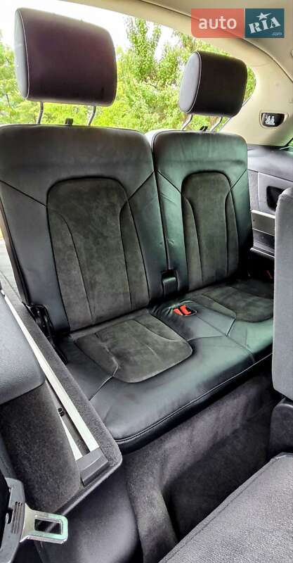 Позашляховик / Кросовер Audi Q7 2010 в Кременчуці