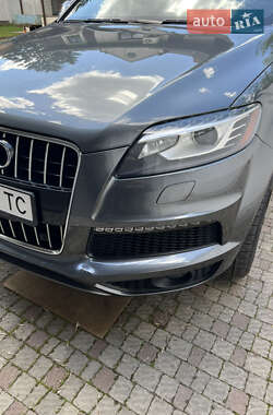 Внедорожник / Кроссовер Audi Q7 2014 в 