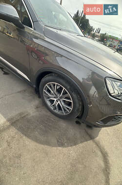 Внедорожник / Кроссовер Audi Q7 2020 в 