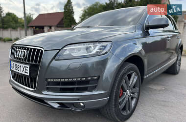 Внедорожник / Кроссовер Audi Q7 2012 в 