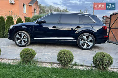 Позашляховик / Кросовер Audi Q7 2016 в Полтаві