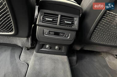 Внедорожник / Кроссовер Audi Q7 2017 в 