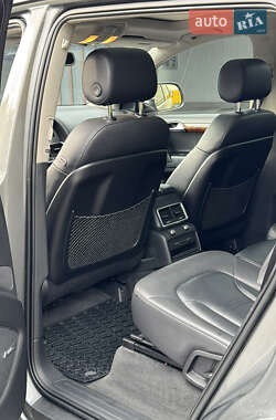 Внедорожник / Кроссовер Audi Q7 2014 в 
