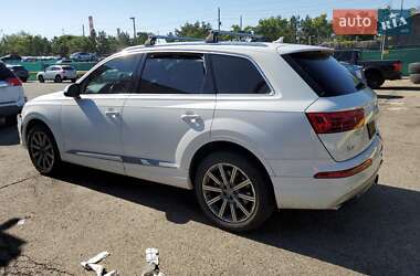 Внедорожник / Кроссовер Audi Q7 2017 в 