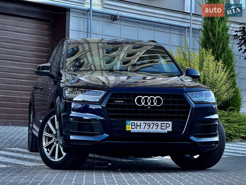 Позашляховик / Кросовер Audi Q7 2017 в Одесі