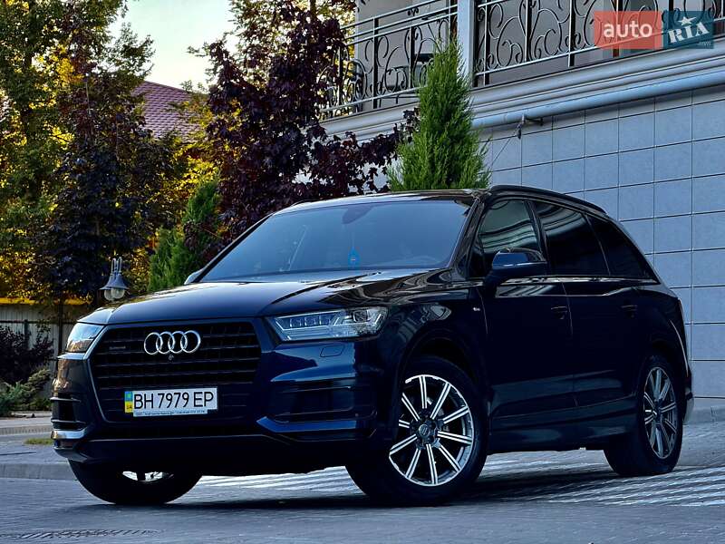 Позашляховик / Кросовер Audi Q7 2017 в Одесі