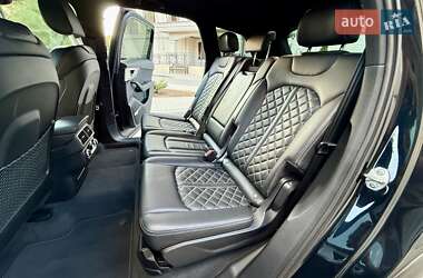 Внедорожник / Кроссовер Audi Q7 2017 в 