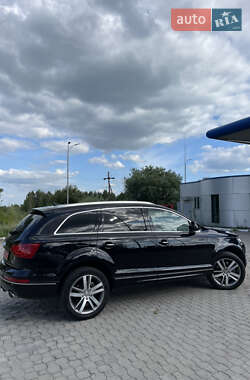 Внедорожник / Кроссовер Audi Q7 2014 в 