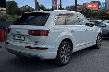 Внедорожник / Кроссовер Audi Q7 2018 в 
