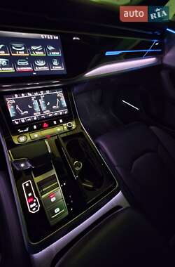 Внедорожник / Кроссовер Audi Q7 2020 в 