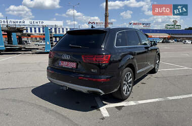 Внедорожник / Кроссовер Audi Q7 2016 в 