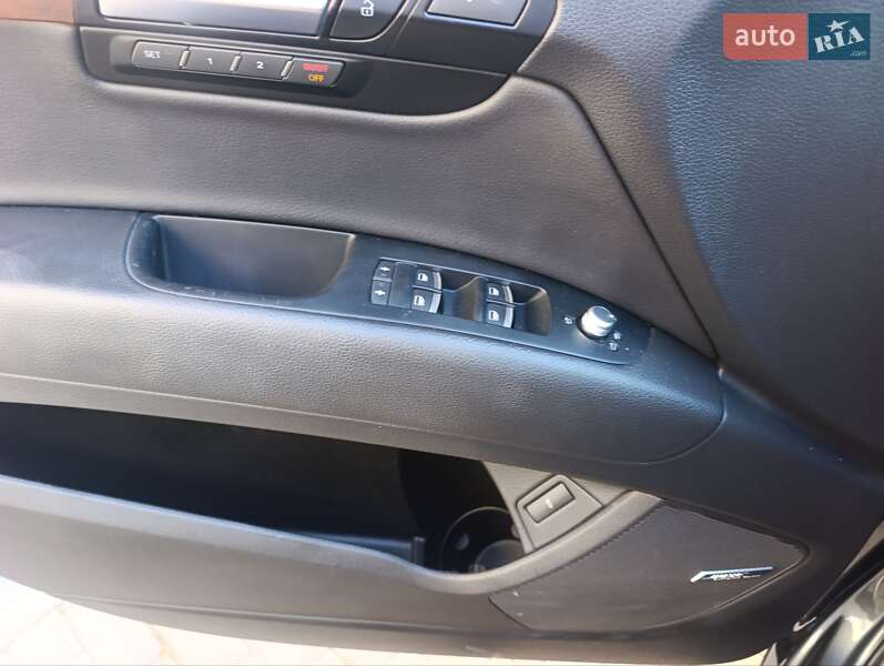 Внедорожник / Кроссовер Audi Q7 2014 в Владимире
