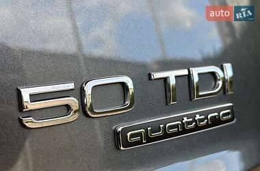 Внедорожник / Кроссовер Audi Q7 2021 в 