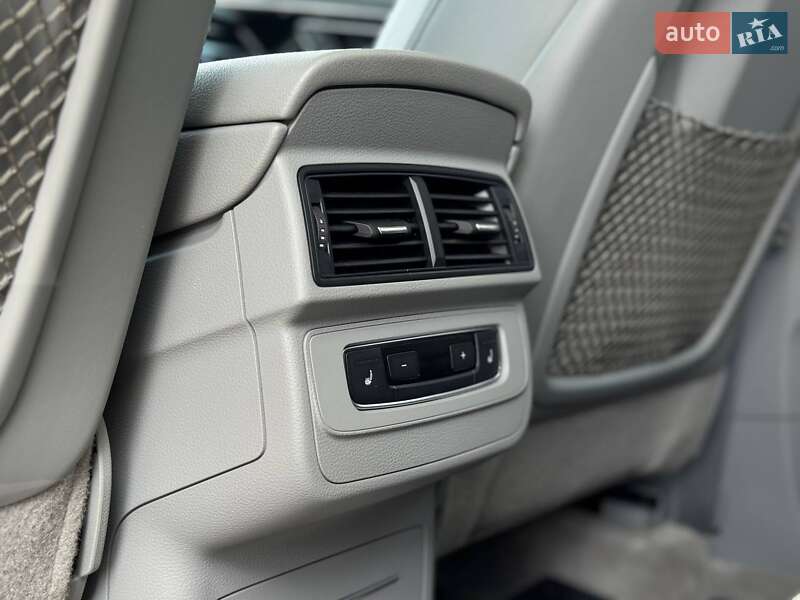 Позашляховик / Кросовер Audi Q7 2016 в Львові
