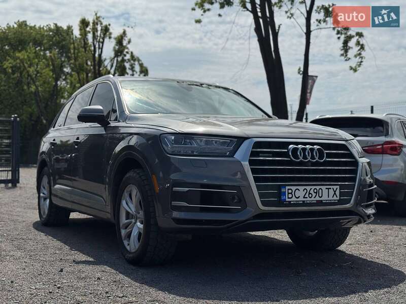 Позашляховик / Кросовер Audi Q7 2016 в Львові