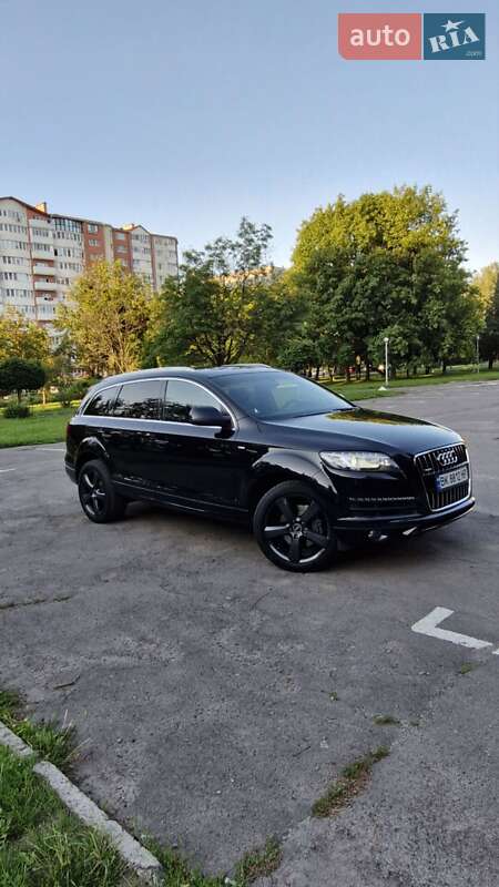 Внедорожник / Кроссовер Audi Q7 2014 в Ровно