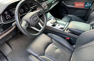 Внедорожник / Кроссовер Audi Q7 2020 в 