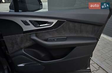 Внедорожник / Кроссовер Audi Q7 2019 в 