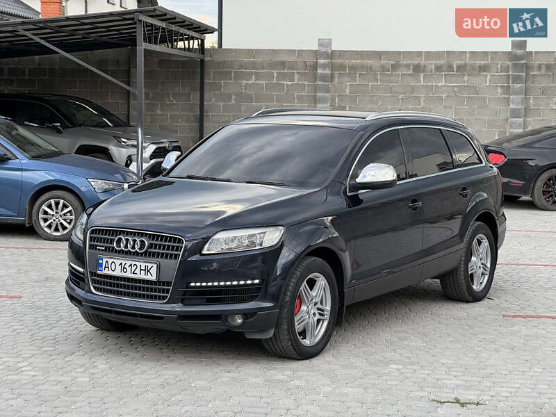 Внедорожник / Кроссовер Audi Q7 2007 в Мукачево