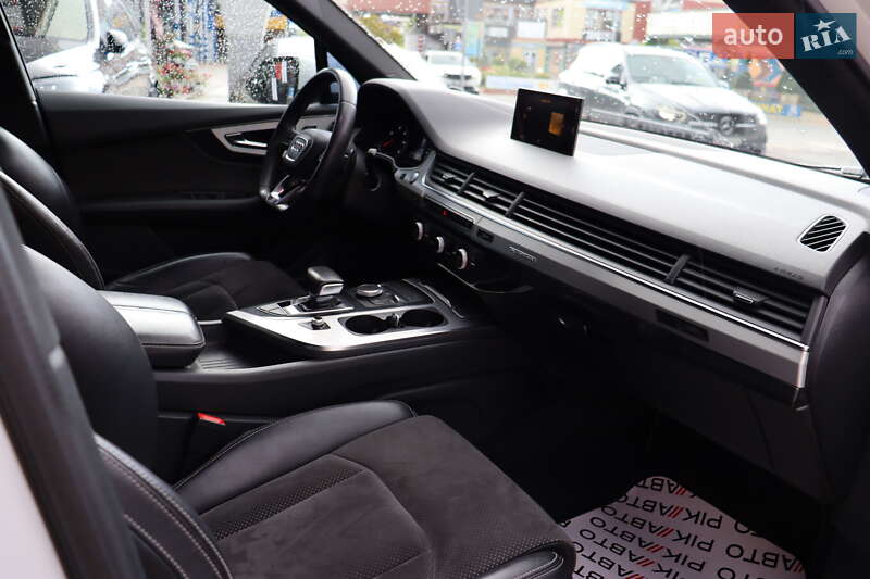 Внедорожник / Кроссовер Audi Q7 2016 в Львове фото 45 Внедорожник / Кроссовер Audi Q7 2016 в Львове