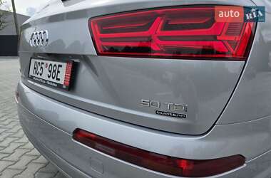 Внедорожник / Кроссовер Audi Q7 2018 в 