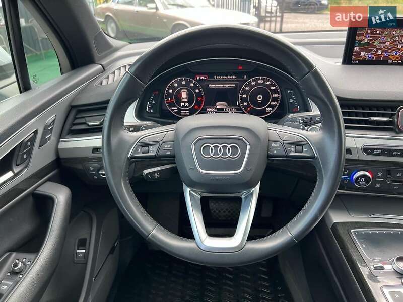 Внедорожник / Кроссовер Audi Q7 2017 в Любомле