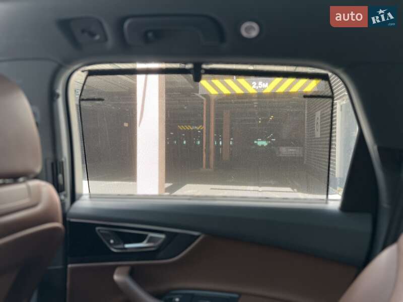Внедорожник / Кроссовер Audi Q7 2019 в Киеве