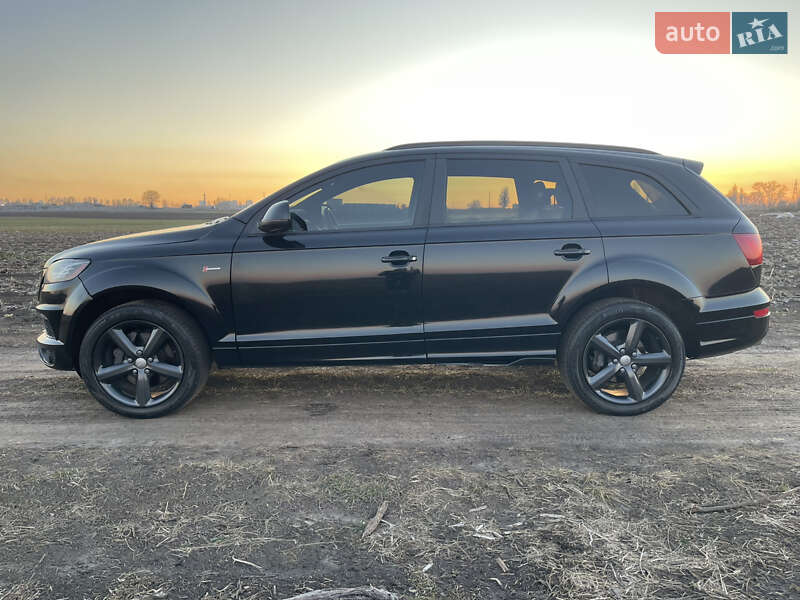 Внедорожник / Кроссовер Audi Q7 2015 в Днепре
