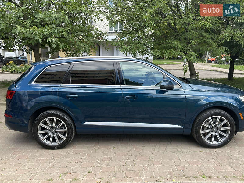 Внедорожник / Кроссовер Audi Q7 2017 в Ивано-Франковске