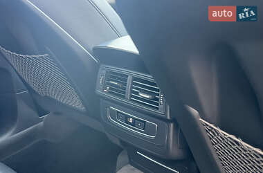 Внедорожник / Кроссовер Audi Q7 2017 в 