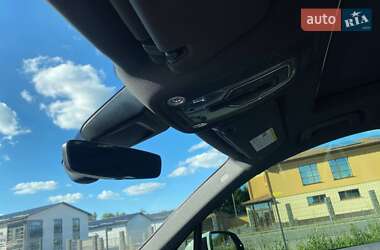 Внедорожник / Кроссовер Audi Q7 2016 в 