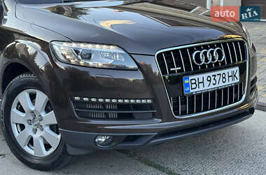 Внедорожник / Кроссовер Audi Q7 2013 в 