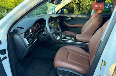 Внедорожник / Кроссовер Audi Q7 2021 в 