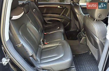 Внедорожник / Кроссовер Audi Q7 2013 в 